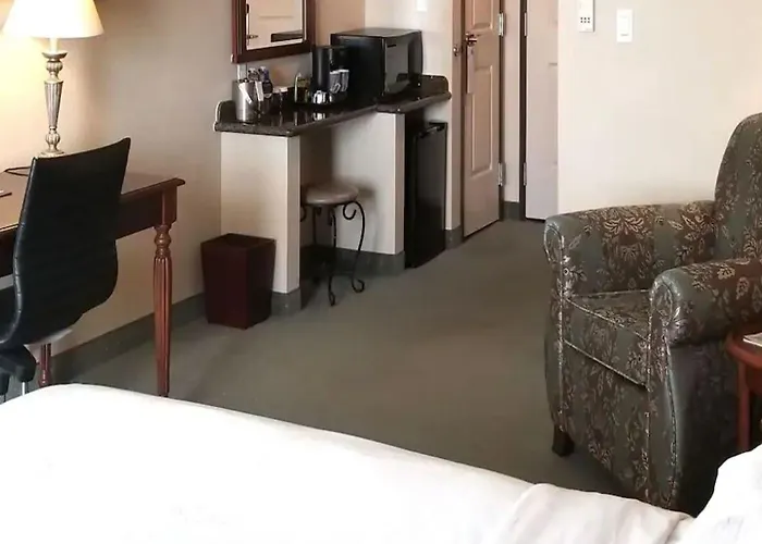 Doubletree By Hilton Phoenix-gilbert 4*