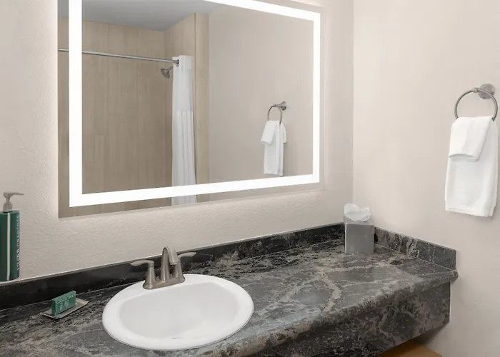 Doubletree By Hilton Phoenix-gilbert 4*