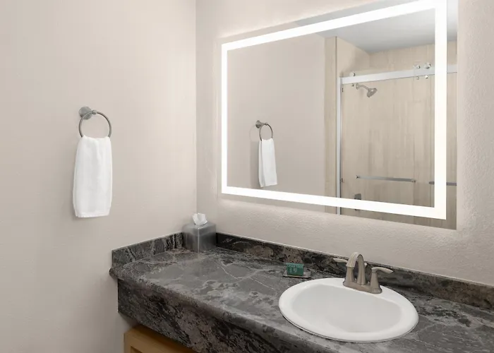 Doubletree By Hilton Phoenix-gilbert Gilbert