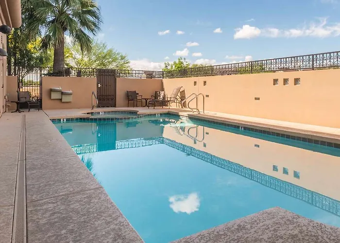 Hotel Doubletree By Hilton Phoenix-gilbert 4*